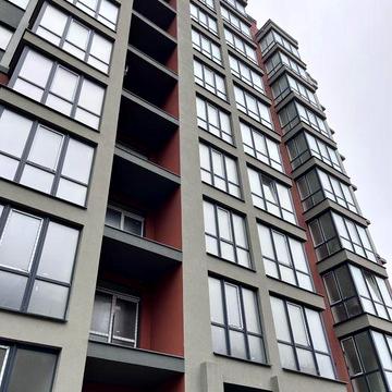 Продам 2-кімнатну квартиру.зручний виїзд на київ