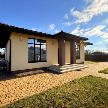 Котеджний будинок 140кв біля рибного каналу поряд ліс київське море