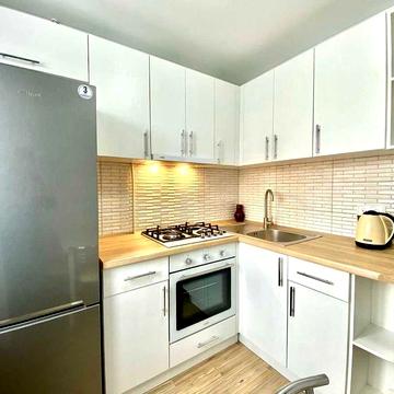 Здаю 2к квартиру на площі Перемоги. ц1