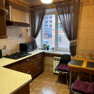 1 к квартира Печерськ Олімпійська Власник газ 3 єтаж Лабораторний 4