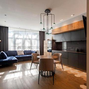 Аренда 2к квартиры 65 м2,  ул. Драгомирова, Печерск