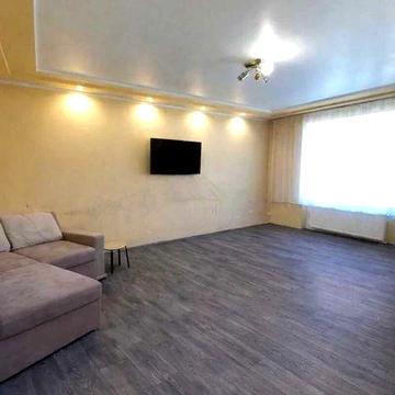 Продається простора 2к квартира в центрі міста, 4 пов.