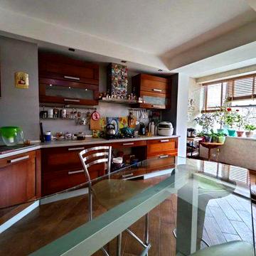 Продам 3 кімнатну кв-ру на Таїрова, вул Корольова / Інглезі