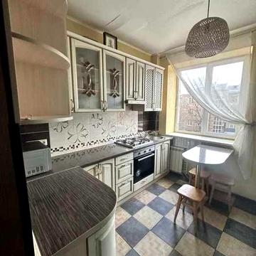 ЦЕНТР! 3 ком. квартира 53м2, СТАЛИНКА, Ж/Б, Чичибабіна (90051)