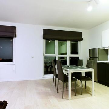 Вишняківська вул., 4