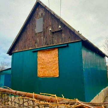 Аренда Дача возле города, хороший подъезд (рядом трасса), река