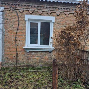 Частина будинку.  Подусівка. Є -відновлення.