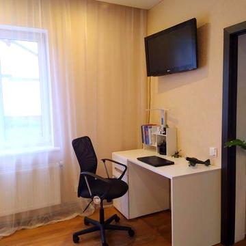 Будинок м.Острог (1/2 будинку) площею 70,5 кв.м + 9,5 с. землі