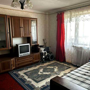 Оренда квартири на довгий термін . вул. Клінкерна