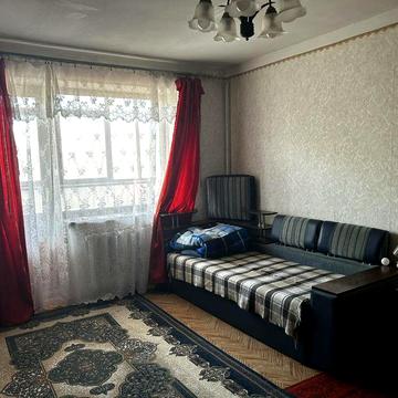 Оренда квартири на довгий термін . вул. Клінкерна