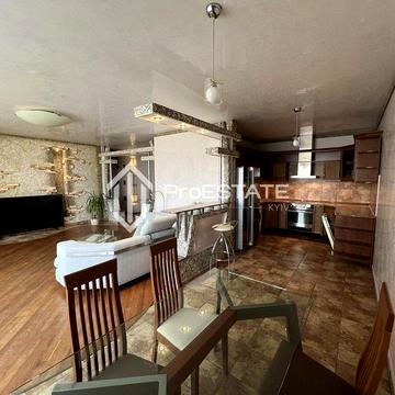 2к квартира 83м2 на просп. Павла Тичини, 2