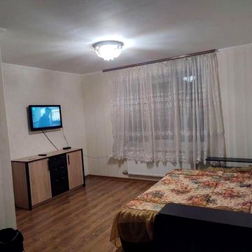 Оренда 1 кімнатної квартири,район озерна