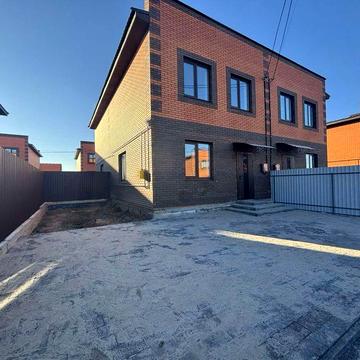 Продаж дуплекса з ремонтом в топ локації