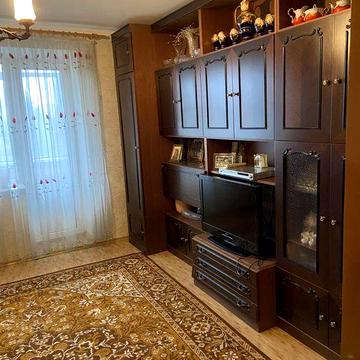 продаж 3-кімнатної квартири на Нижній Польовій