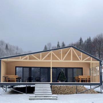 Будиночок в Шешорах