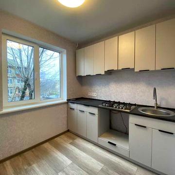 Продажа 1-комнатной квартиры, ул.Батумская,безнал .