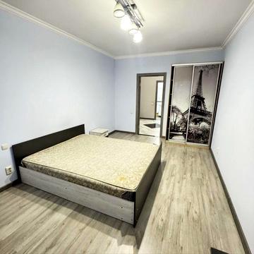 ЖК Рогатинский, Центр, Рогатинская Левада 8, трехкомнатная квартира