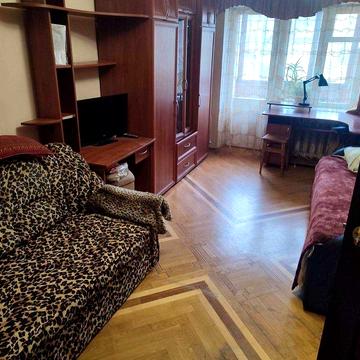 Здається квартира м. Голосіївська, м. Васильківська