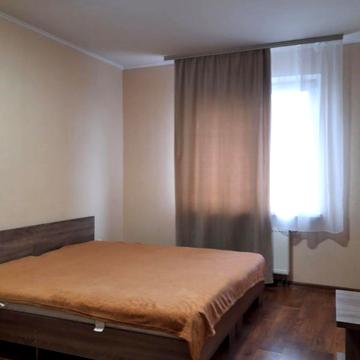 Бориса Антоненка-Давидовича вул., 1