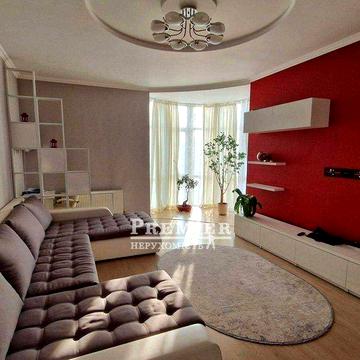 2-кімнатна квартира з ремонтом, центр міста