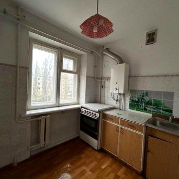 Продам 2к квартиру в Лесках р-н 52-й Школы
