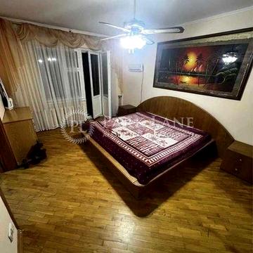 Продам квартиру Вишняківська, 7а Руденко Бажана Позняки Осокорки