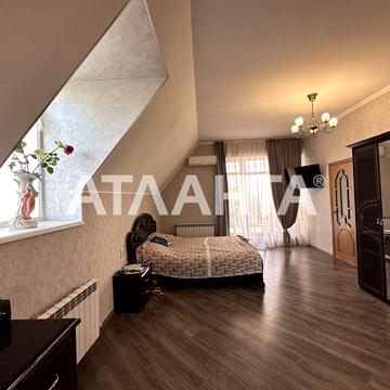 Дом с бассейном, сауной, чаном и гостевым домом в Одессе!