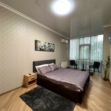 Аркадійське плато вул. (Гагаринське плато), 1