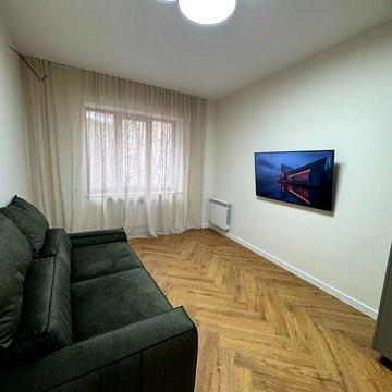 Сдам квартиру в Центре метро Ярослава Мудрого