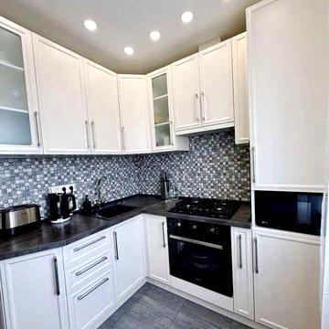 Продам 2х комн м Ботанич Сад или 23 Августа 4/9 с хорошим кап ремонтом