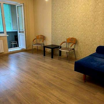 2-х кімнатна, вул. Ірпінська,64 метро Академмістечко 5хв