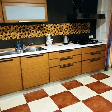 Зоопаркова вул., 10