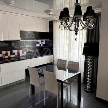 Оренда / 3К Квартира / вул. Дмитрівська, Лукянівка, Київ