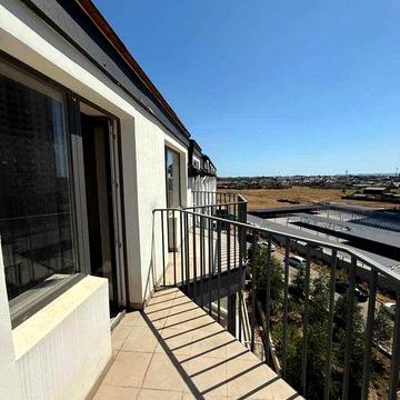 Продам 2-рівневу квартиру в новобудові — вул. Академіка Сахарова