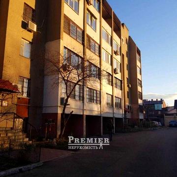 Продам ПЕНТХАУС, 195 кв. м . Центр.