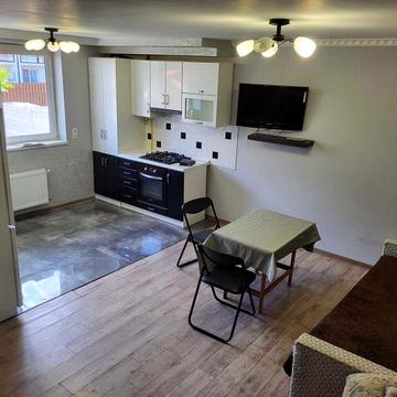 Продам котедж Ременів