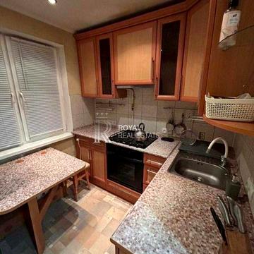 Оренда Квартири Соломянський р-н 2 кімнати 48м2 1/5 поверх