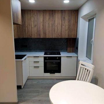 Від власника!!! Продаж 2 к квартири у самому центрі м. Свалява