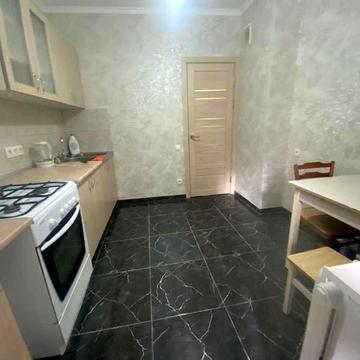 Продам 1 кім в центрі