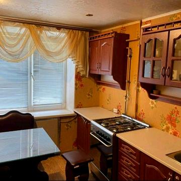 Сдам 2-3х к комн комнатную кв-ру 8000