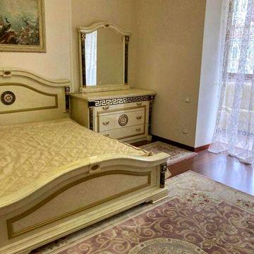 Продажа! классная 4комнатная паркоместо Центр Старокозацкая Парк Глобы