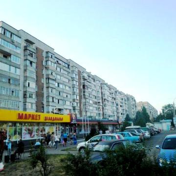 Однокімнатна квартира на Сумгаїтська 24/1