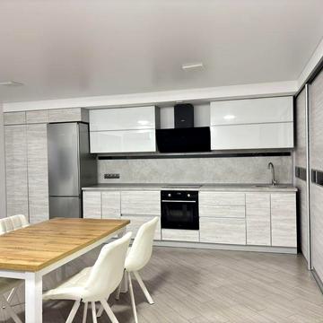 Продажа трехкомнатной студии в элитном закрытом ЖК на Космосе. ЖК космик сити