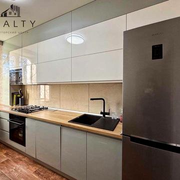 Двокімнатна квартира з ремонтом (р-н стадіону Славутич) 213-255-468