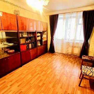 Продаж 2к. квартири на Тельнова, Дендропарк