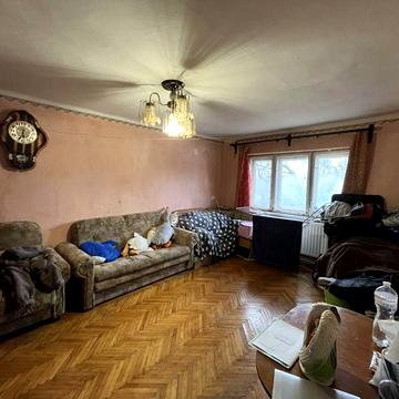 Продам 3к кв 50 м2 Берегово вул. Стефаніка 65