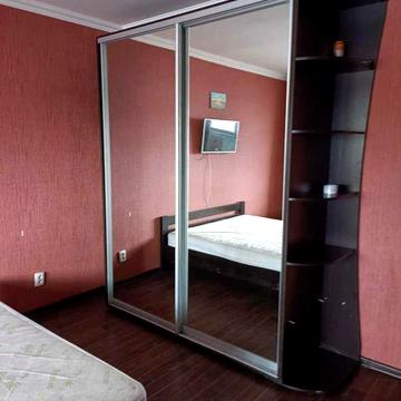 Сдам 2-х комнатную квартиру на Сахарова/Заболотного.