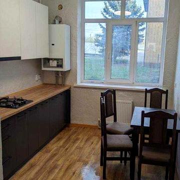 Продам квартиру.При купівлі квартири - в падарунок пральна машинка!