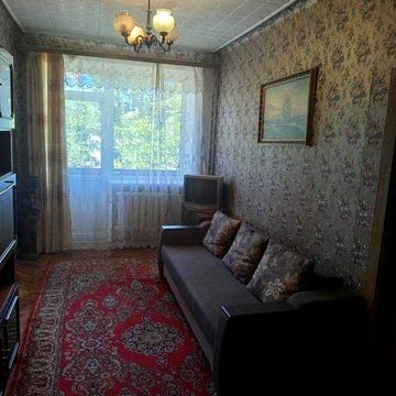 Продаж 2-х кімнатної квартири в центрі міста.