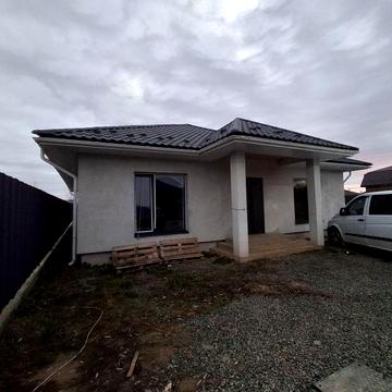 Продам добротну "американку" в Ужгороді